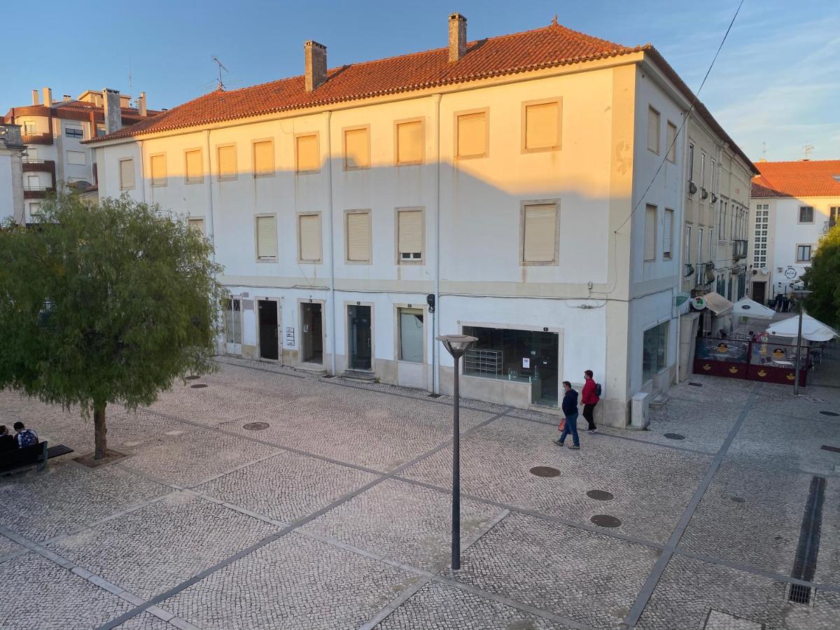Ferienwohnung Casa Mouzinho De Albuquerque Ourém Exterior foto